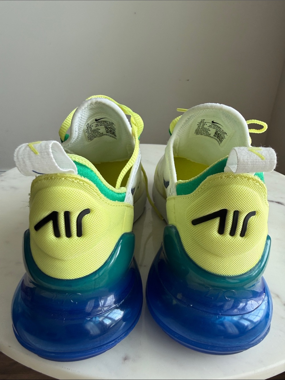 Nike Air Max 270 White, Neon Yellow & Blue 6Y - Picture 2 of 9